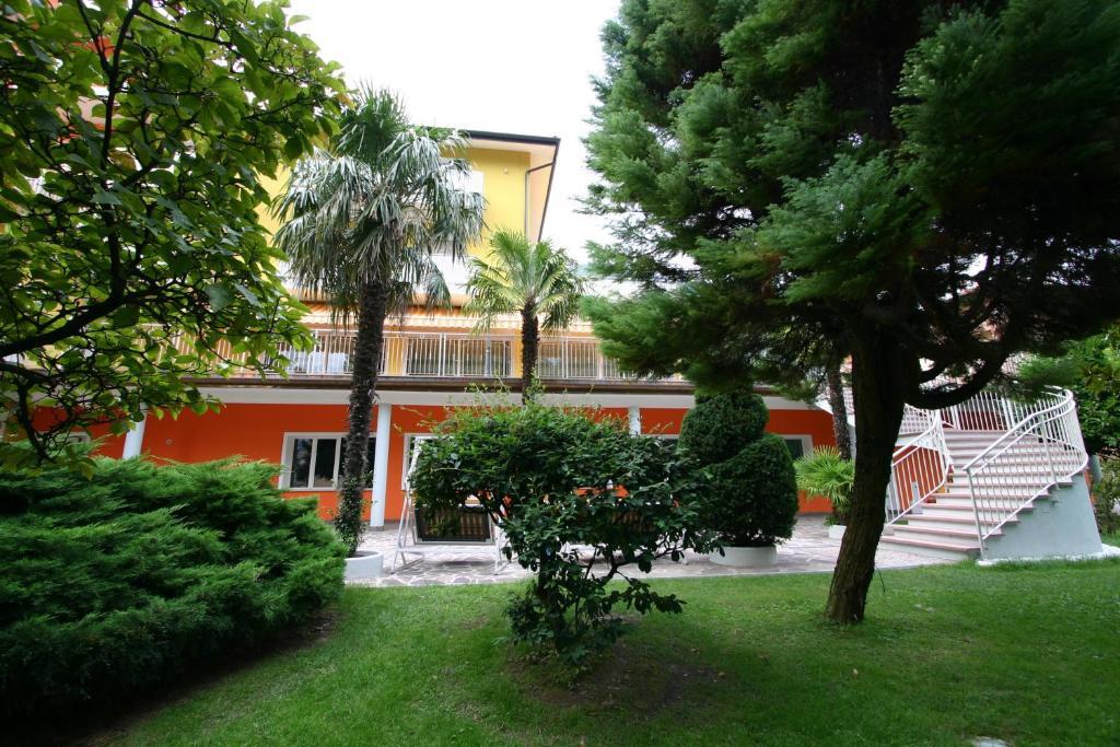 Hotel Castel Lodron Storo المظهر الخارجي الصورة