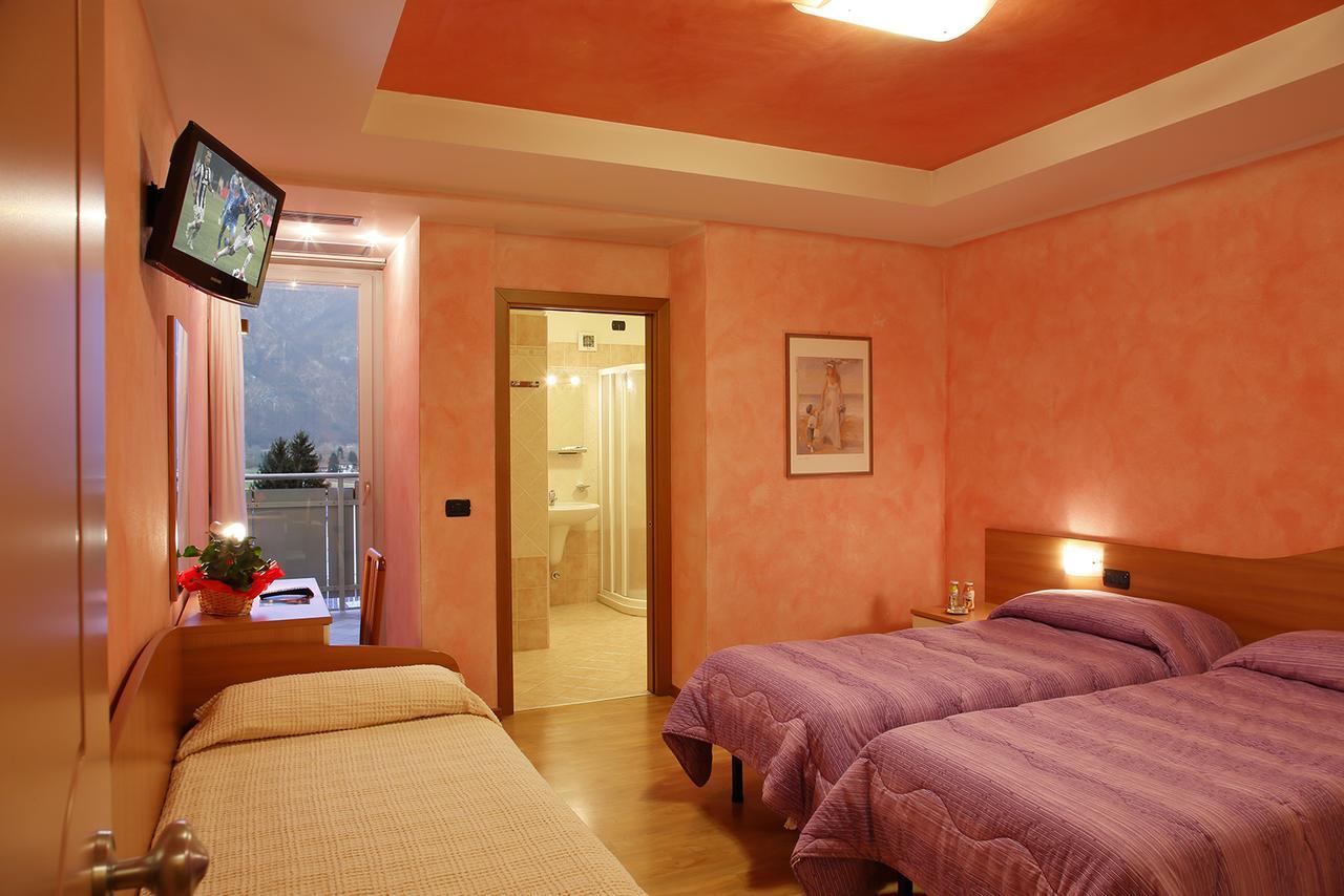 Hotel Castel Lodron Storo المظهر الخارجي الصورة